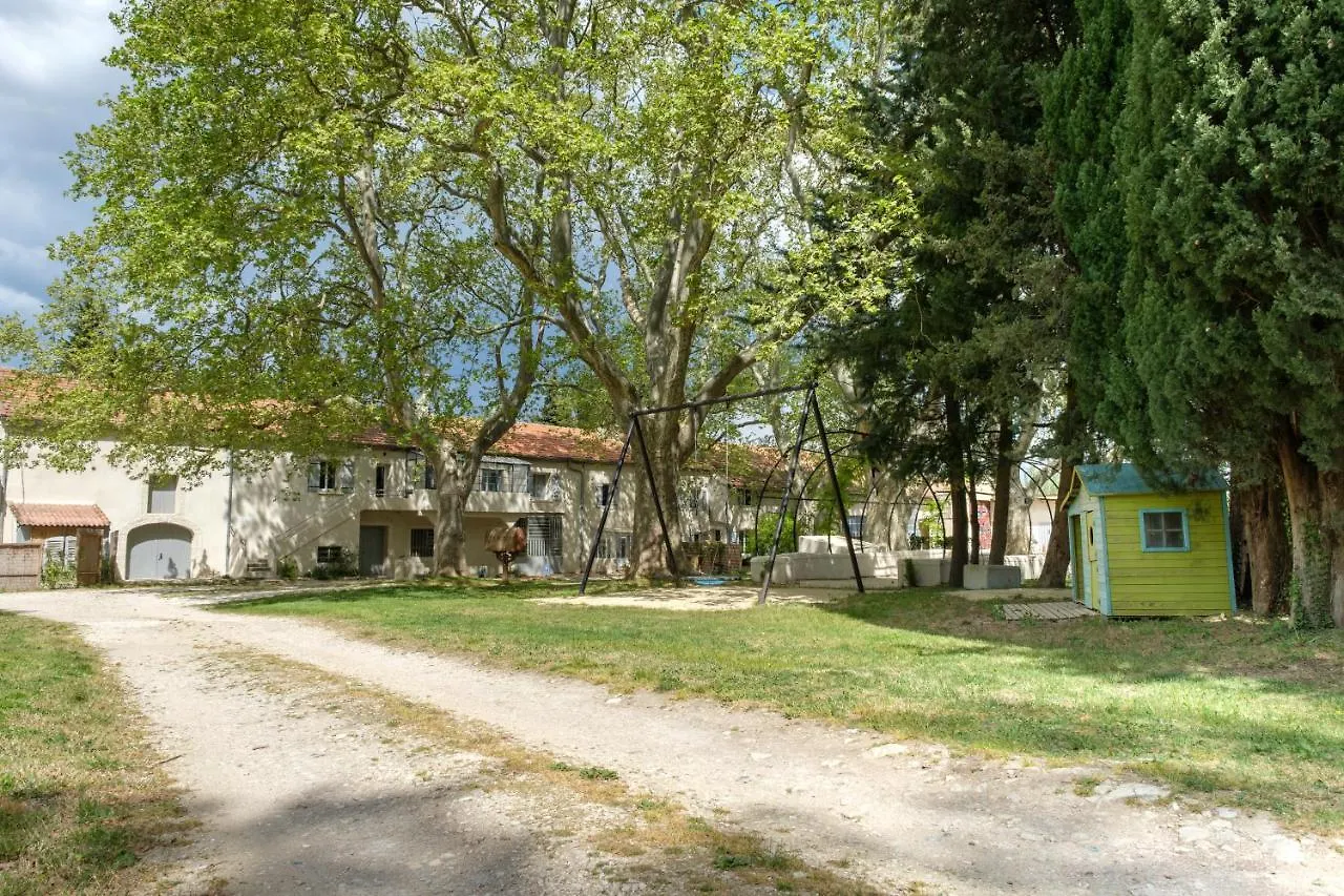 Mas Neuf De Romanin : Mas Provencal Familial Saint-Remy-de-Provence Apartment