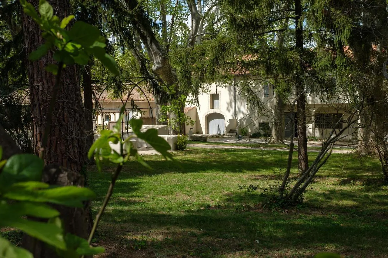 Apartment Mas Neuf De Romanin : Mas Provencal Familial Saint-Remy-de-Provence