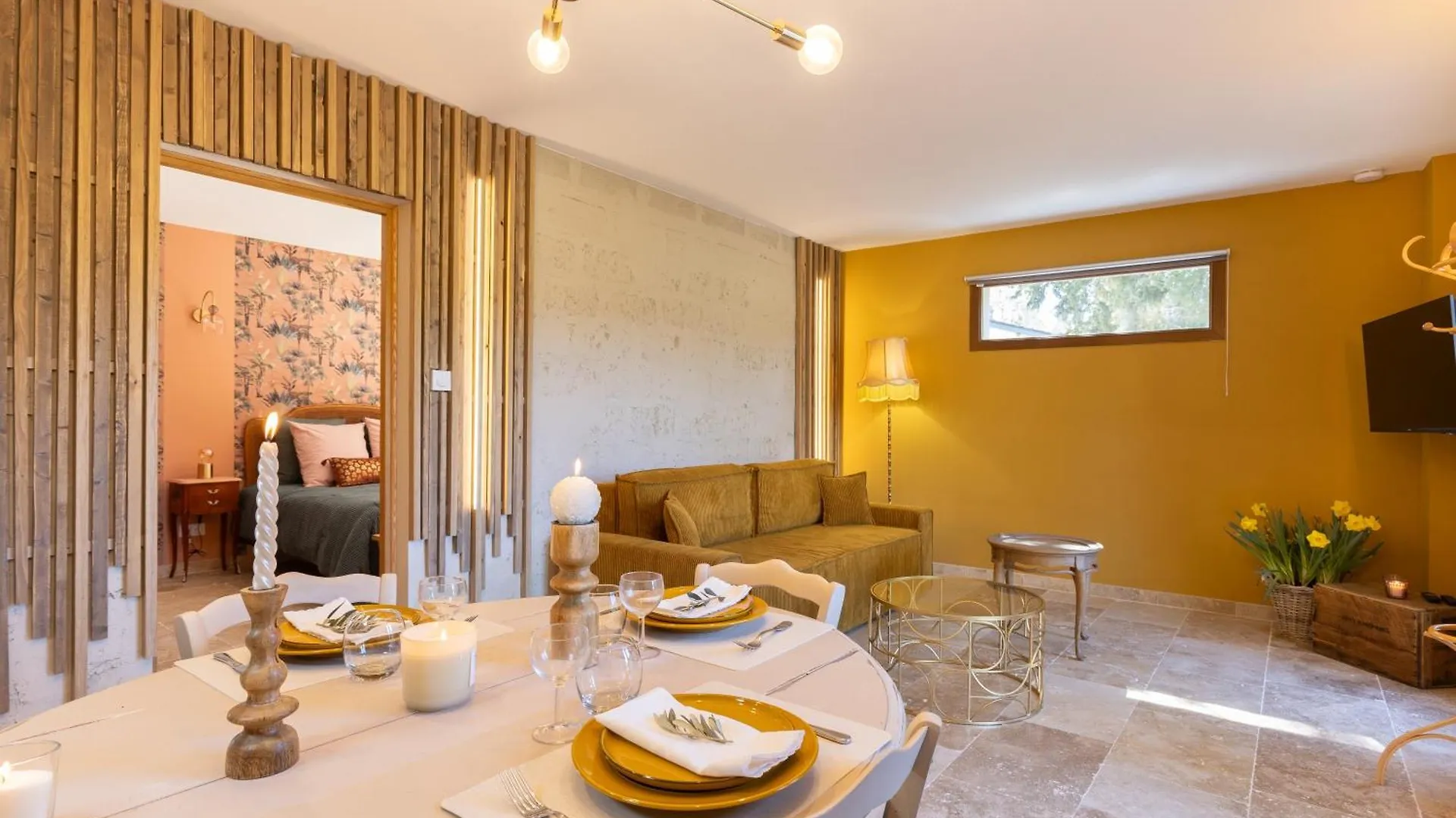 Apartment Mas Neuf De Romanin : Mas Provencal Familial Saint-Remy-de-Provence